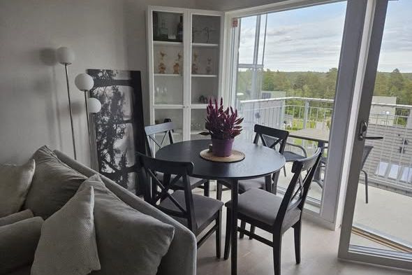 Modern etagelägenhet i Väsjön