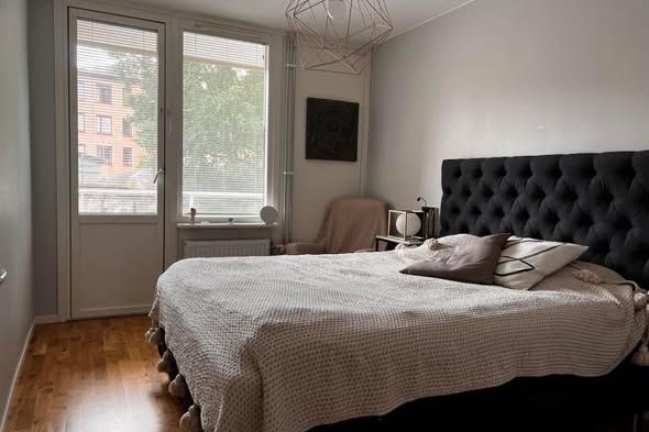 Möblerat rum i Hagsätra med egen balkong