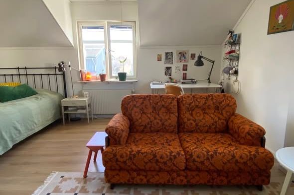 Möblerad 44 kvm etta Väst på stan