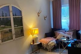 Möblerad 1 rok med loft i Saltsjö-Boo