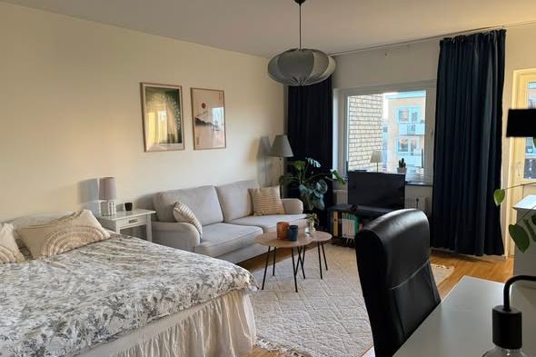 Central 1:a uthyres nära JU