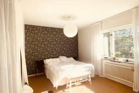 Möblerat rum vid Globen, nära centrum