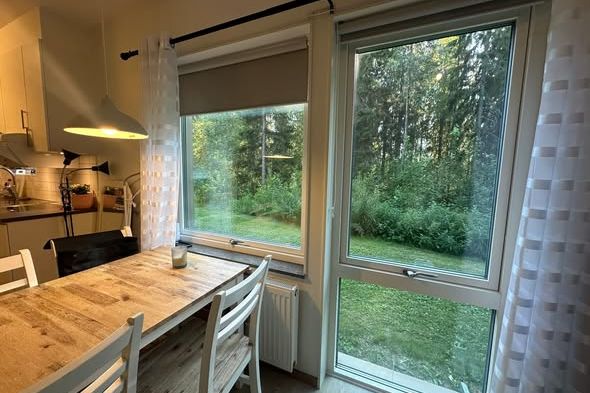 Bright Furnished Studio Near LTU