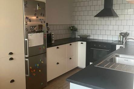 Möblerad 2:a i lugna Frölunda inkl. p-plats