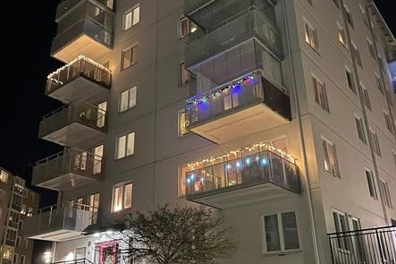 Ljus 2:a med toppenläge i Huddinge