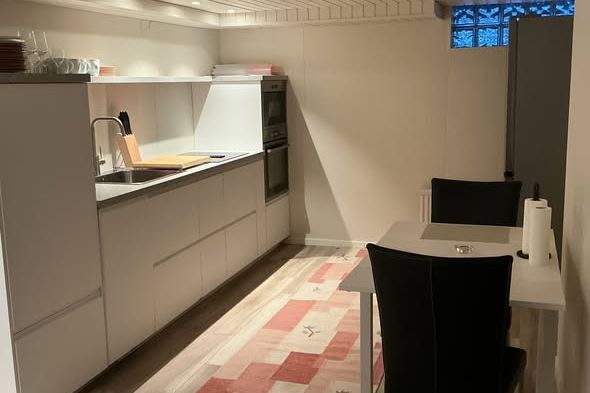 Charmig 3:a på Limhamns sjösida