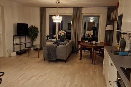 Nyproducerad 2:a med balkong i Älvsjö