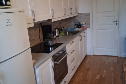 Renoverad etta nära stan – 1:a-handskontrakt