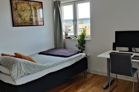 Möblerad 1:a i Liljeholmen i sommar