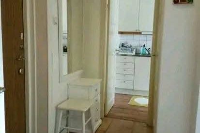 Möblerad 2:a vid Sveaplan – 45 kvm