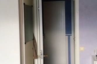 Möblerat rum uthyres i Täby Ellagård