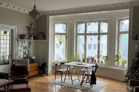 Charmigt rum i lugnt tjejkollektiv Malmö