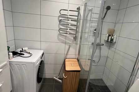 Smart etta med balkong i Barkarbystaden