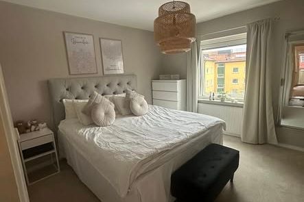 Rymlig 2:a med parkering i Malmö