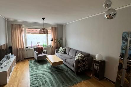 2 rok nära IKSU & universitetet