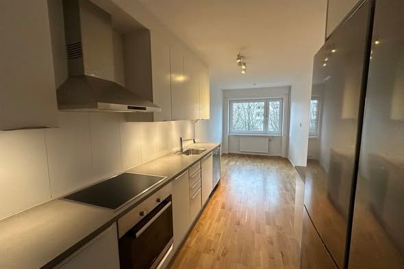 Förstahandskontrakt 3 rok 81kvm Västerås