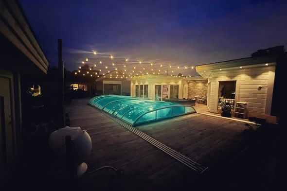 Mysig 2:a i Segeltorp med pool & bastu