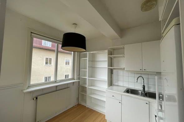 Ljus 1a med balkong i Tannefors