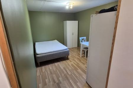 Möblerad etta i Haninge med allt inkluderat