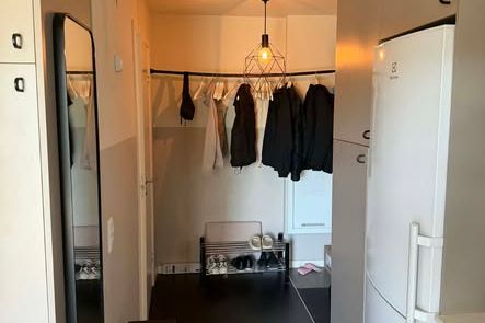 Smart 1:a med balkong i Spånga