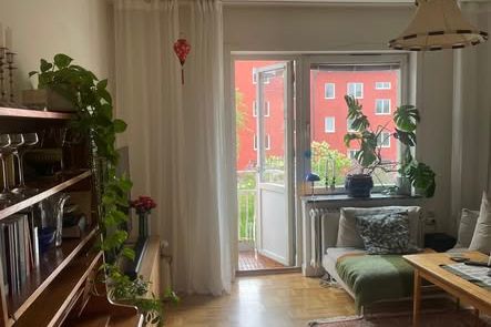 Möblerad 2:a nära centrum & tåg