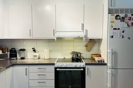 Möblerad 1,5:a i Råcksta – Inflytt nu