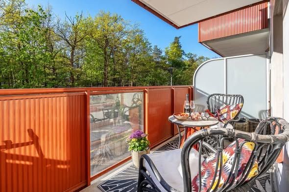 Nyproducerad 3a i Årstaberg nära pendel