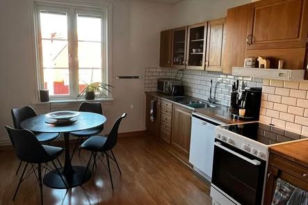 Stor 2:a med förstahandskontrakt nära centrum