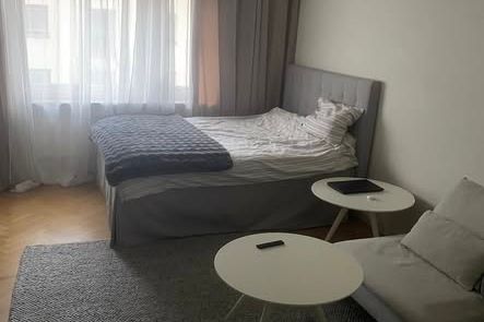 Möblerad 1:a nära centrum & skola