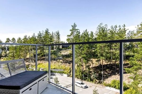 Mysig 1,5:a i Uttran med balkong