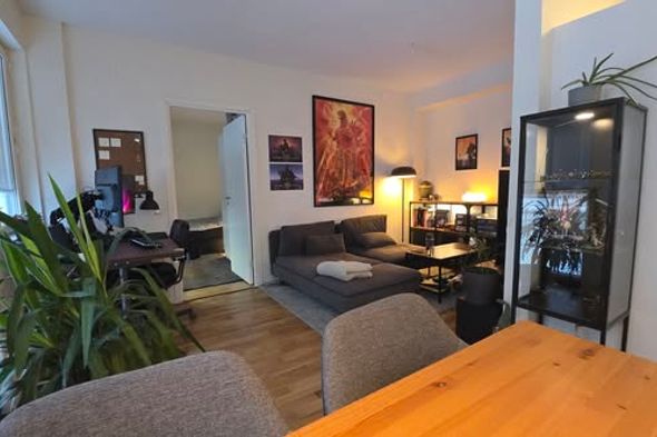 Mysig 2:a i Råcksta nära natur & t-bana