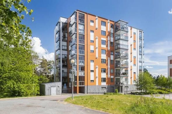 Möblerat rum i ny lägenhet i Bergsjön