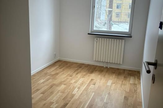 Omöblerat rum i Älta, nära city, 4250 kr