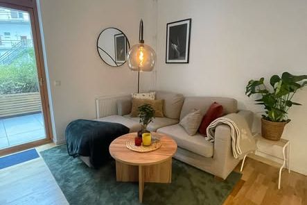 Möblerad 1,5a med loft & altan i Rosendal