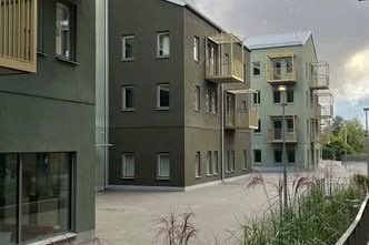 Modern 2 rok i Kista – möblerad
