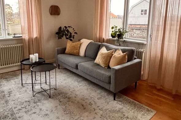 Möblerad 3:a nära sjukhuset i Västerås