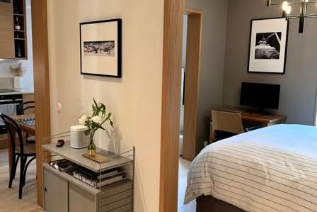 Möblerad 1:a i nyproducerat i Hagastaden