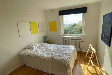 Två rum i Majorna nära Slottsskogen