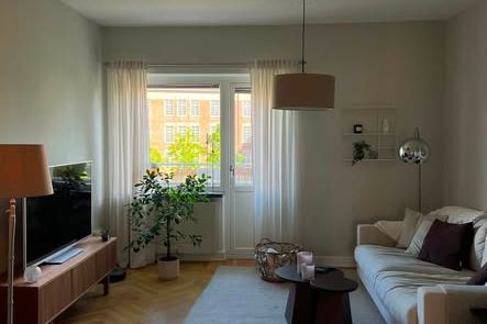 Möblerad 2,5:a i Torpa med balkong