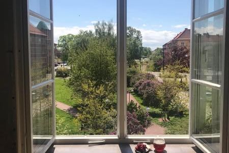 Ljus 2:a vid Jesusparken, möblerad
