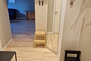 2:a med uteplats nära Västra Skogen!