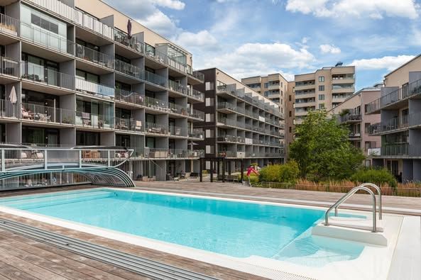 Möblerad 2:a med balkong vid Brommaplan
