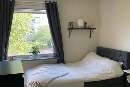 Hallonbergen: 18 kvm, 7 000 kr inkl.