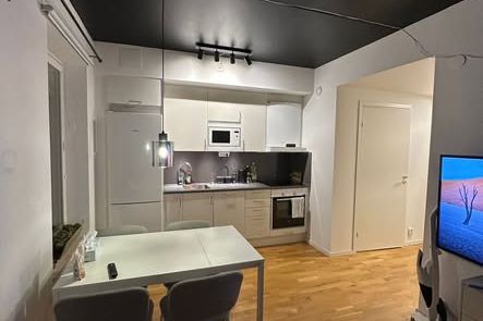 Уютная студия 30 м² у метро в Альбю