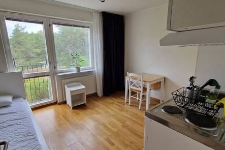Möblerad studio – korttid Västra Skogen