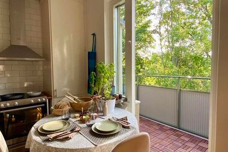 Bright 1-Bed Rental w/ Balcony in Sköndal
