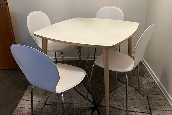 3:a med inglasad balkong i Vällingby