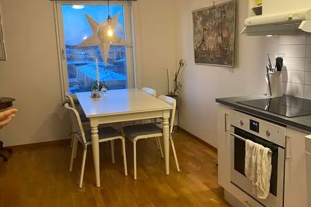Välplanerad 2:a med balkong och kvällssol