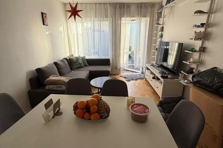 Möblerad 2a i Riksten med parkering