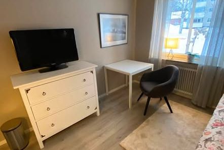 Möblerat rum på Teg med egen ingång